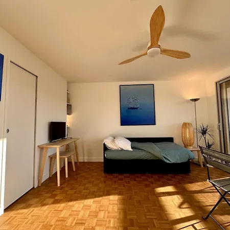 Mobility Lease- Sunny With Large Balcony, Park View At 15 * Parigi