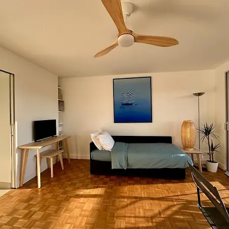 Appartamento Mobility Lease- Sunny With Large Balcony, Park View At 15