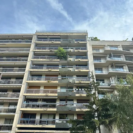 Mobility Lease- Sunny With Large Balcony, Park View At 15 Appartamento