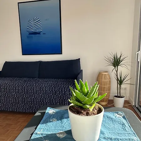 Mobility Lease- Sunny With Large Balcony, Park View At 15 Appartamento Parigi