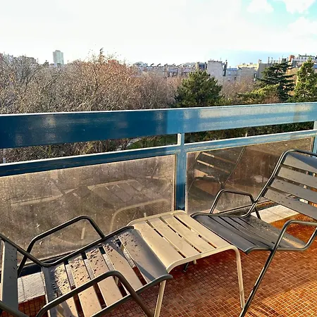 Mobility Lease- Sunny With Large Balcony, Park View At 15 Appartamento