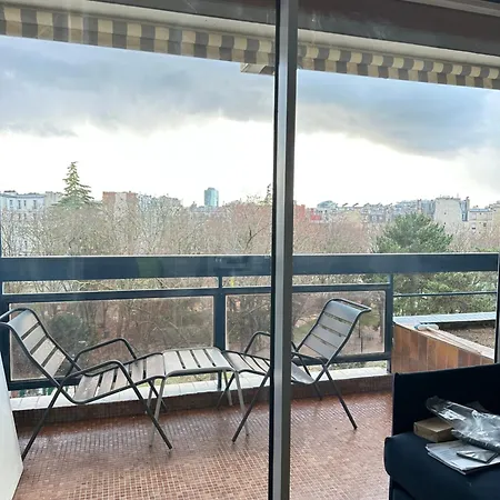 Apartment Mobility Lease- Sunny With Large Balcony, Park View At 15