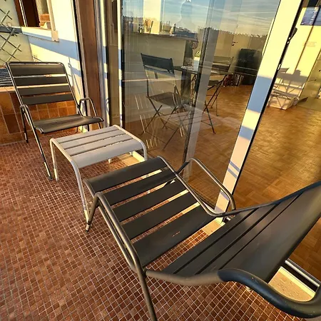 Mobility Lease- Sunny With Large Balcony, Park View At 15 Apartment Paris