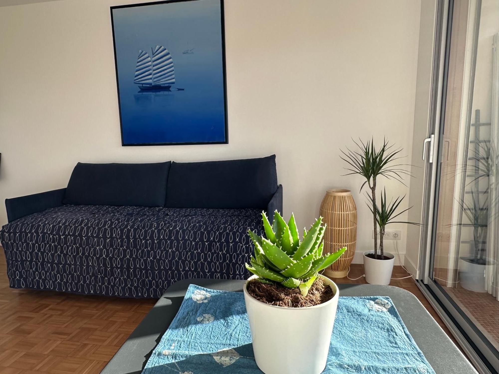 Mobility Lease- Sunny With Large Balcony, Park View At 15 Appartamento Parigi