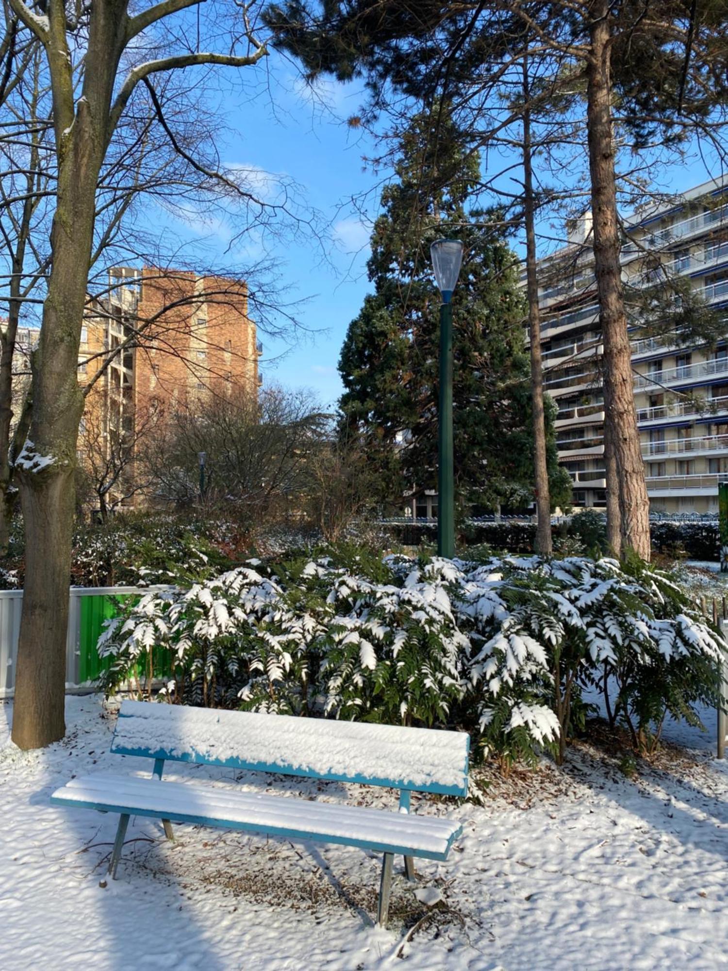 Appartamento Mobility Lease- Sunny With Large Balcony, Park View At 15 Parigi