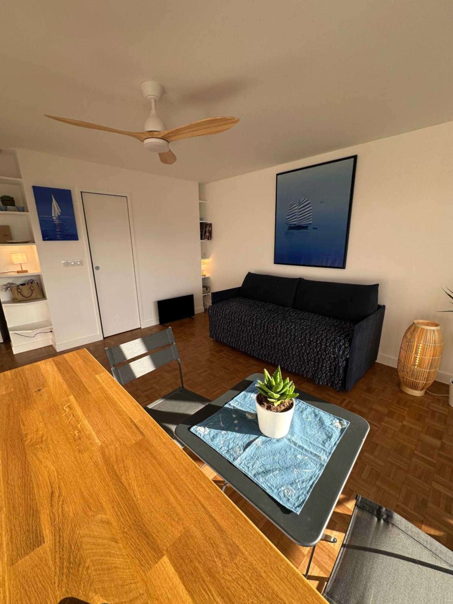 Mobility Lease- Sunny With Large Balcony, Park View At 15 * Parigi
